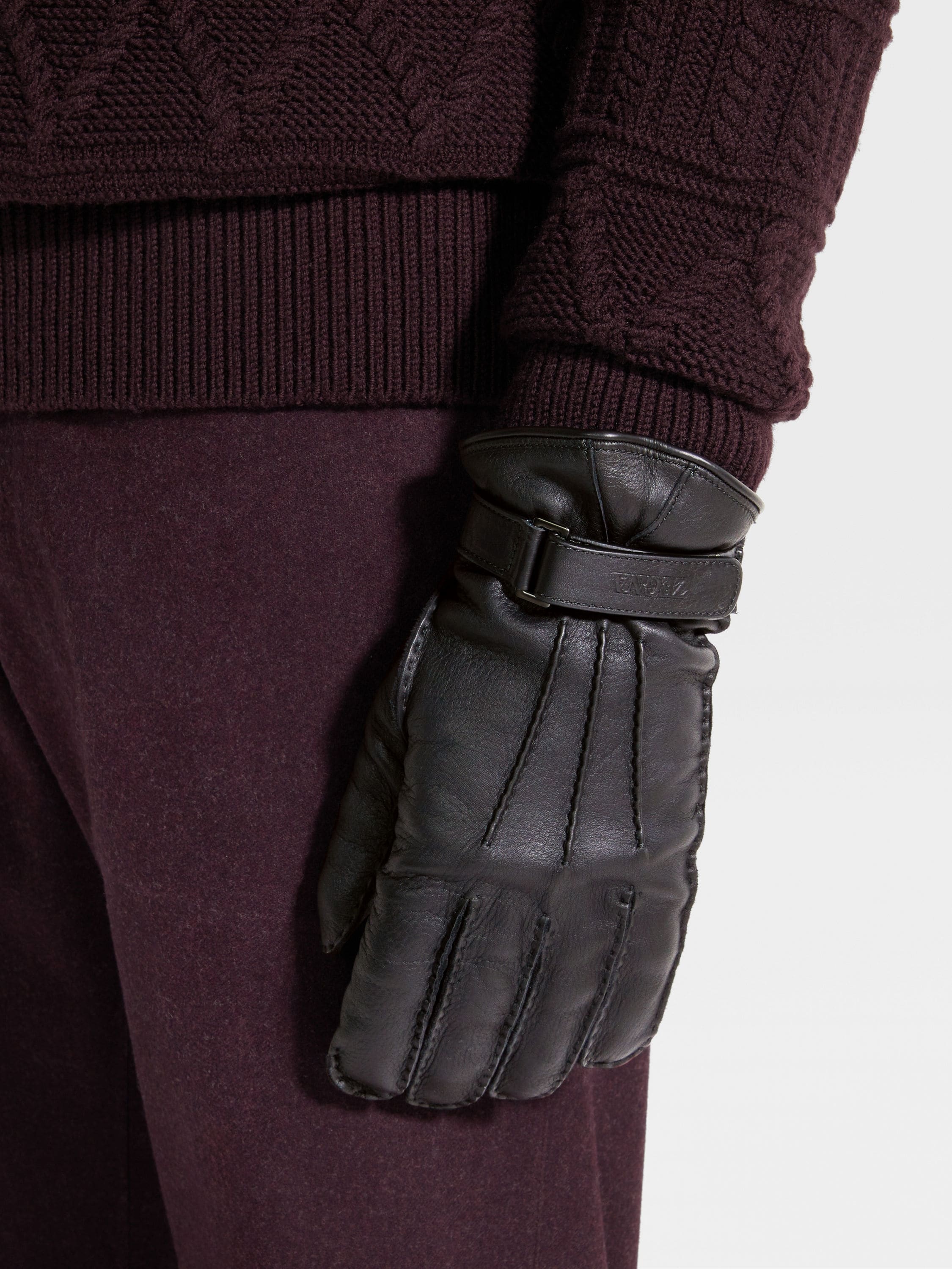 BLACK DEERSKIN GLOVES - 3