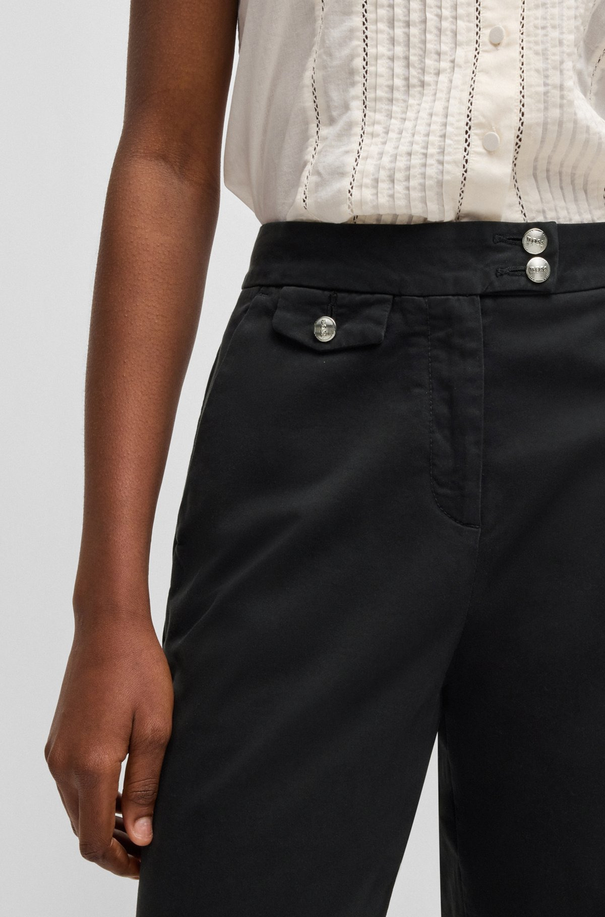 CASUAL CHINOS IN STRETCH-COTTON SATIN - 5