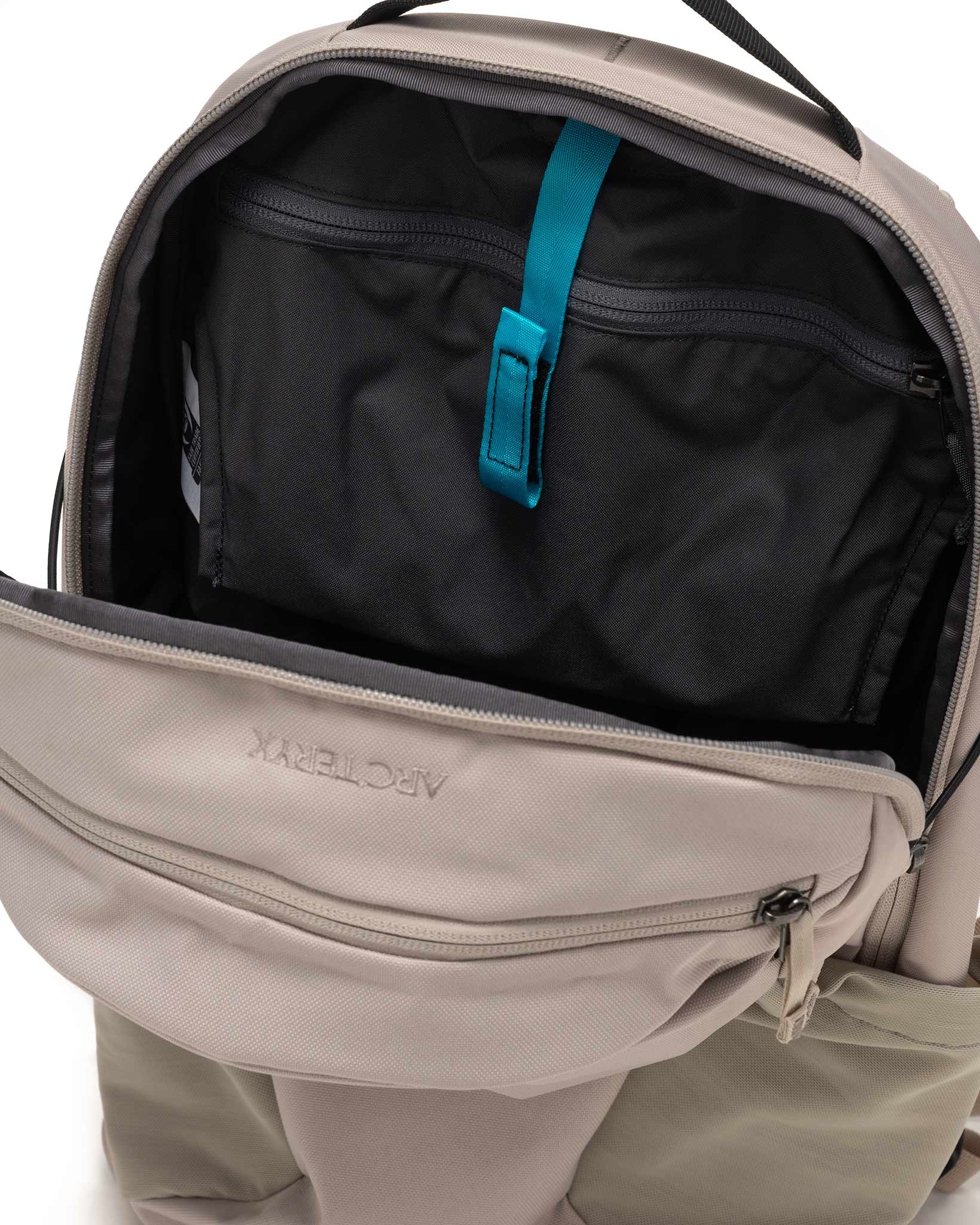 Arc'teryx Mantis 16 Backpack Rune | havenshop | REVERSIBLE