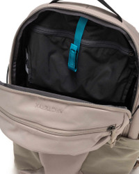 【☆ARC’TERYX】MANTIS 16 RUNE Mantis 16 Backpack | Arc'teryx United States