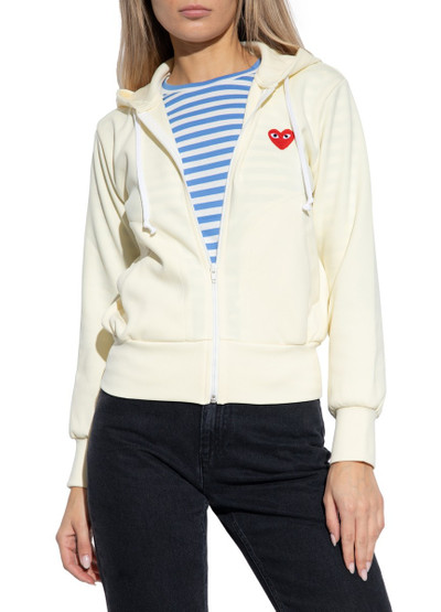 Comme des Garçons PLAY Hoodie with logo patch outlook