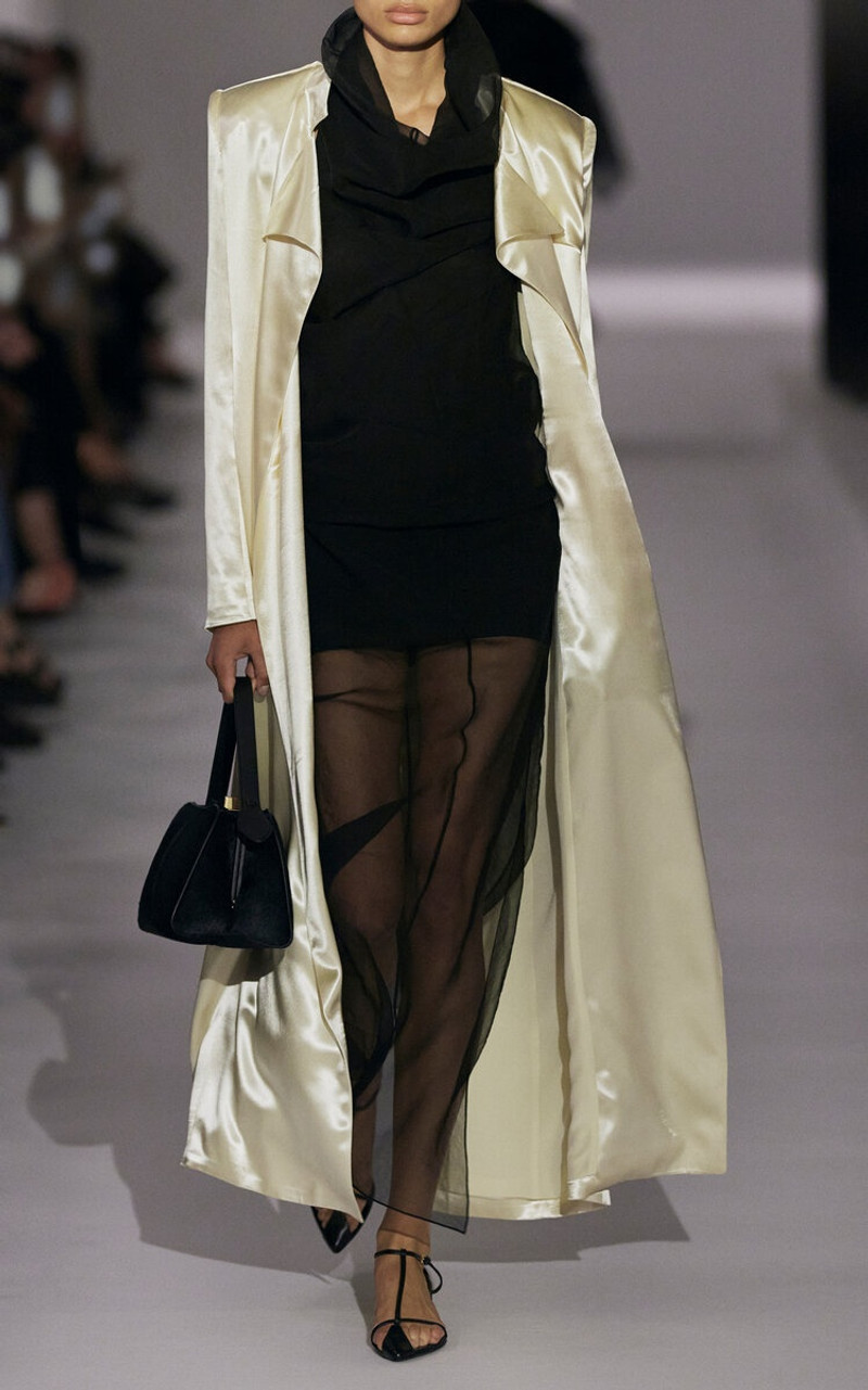 KHAITE Bella T-Strap Leather Sandals black outlook