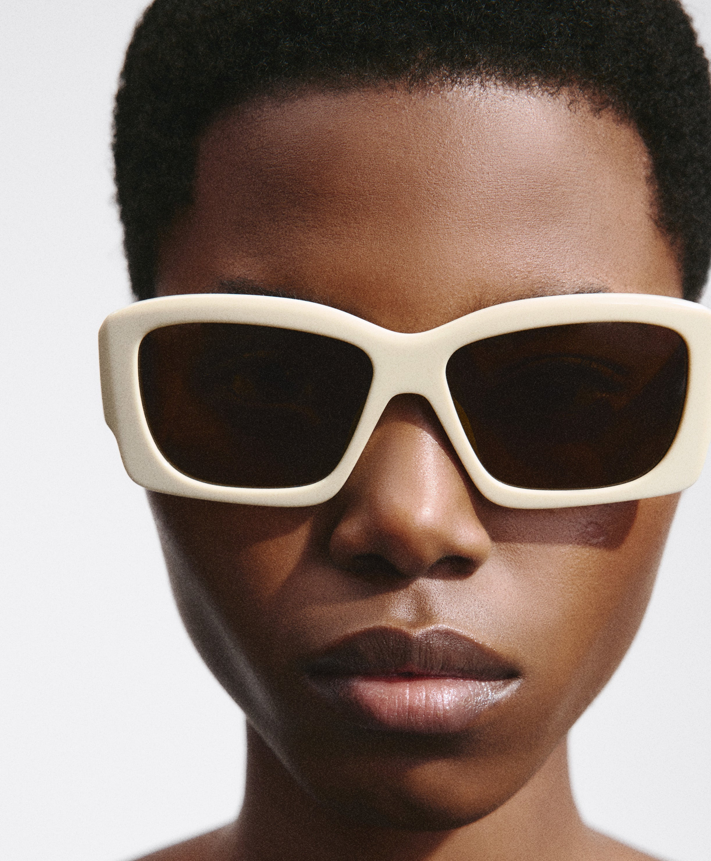 Croisiere Rectangular Sunglasses in Sand - 2