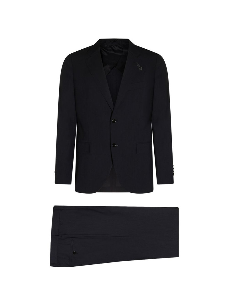 notched-lapel suit 1