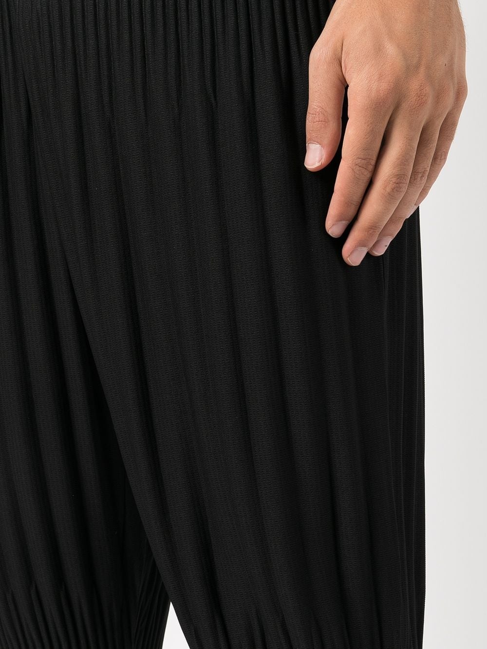 tapered-leg pleated trousers - 5