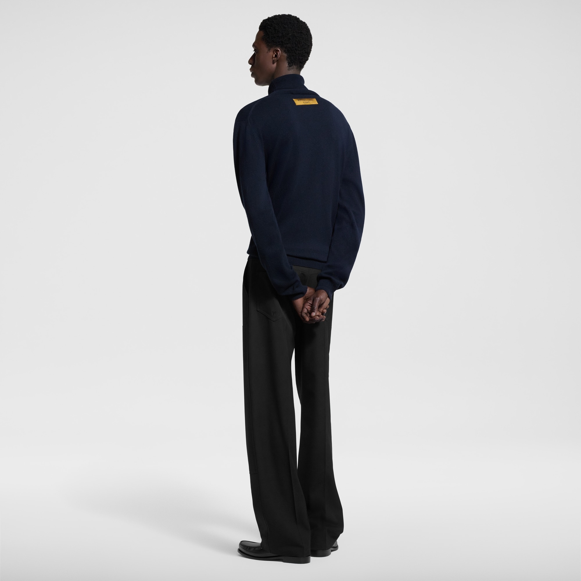 LVSE LV Embossed Turtle Neck - 3