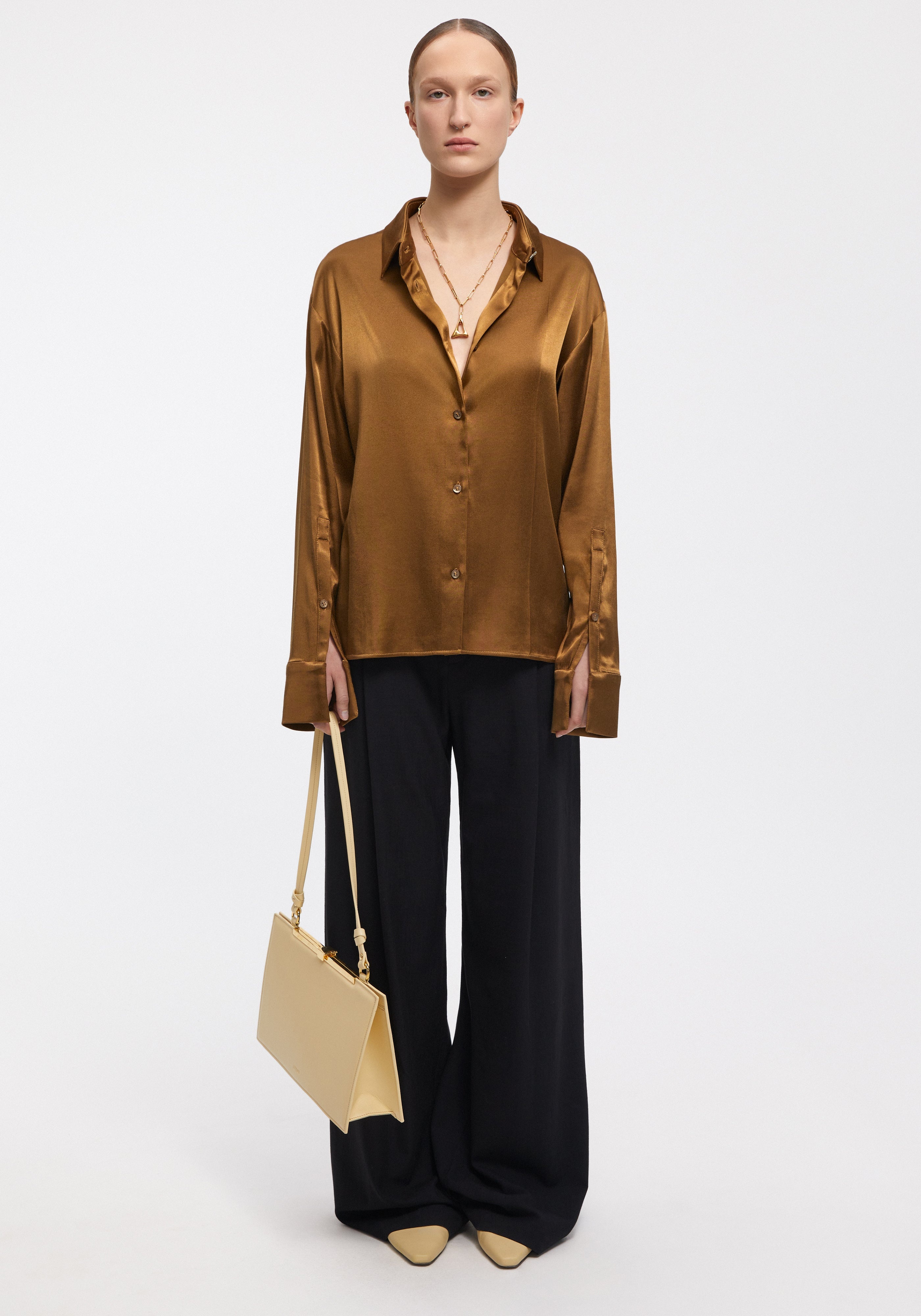 DYLAN
Satin shirt - 3