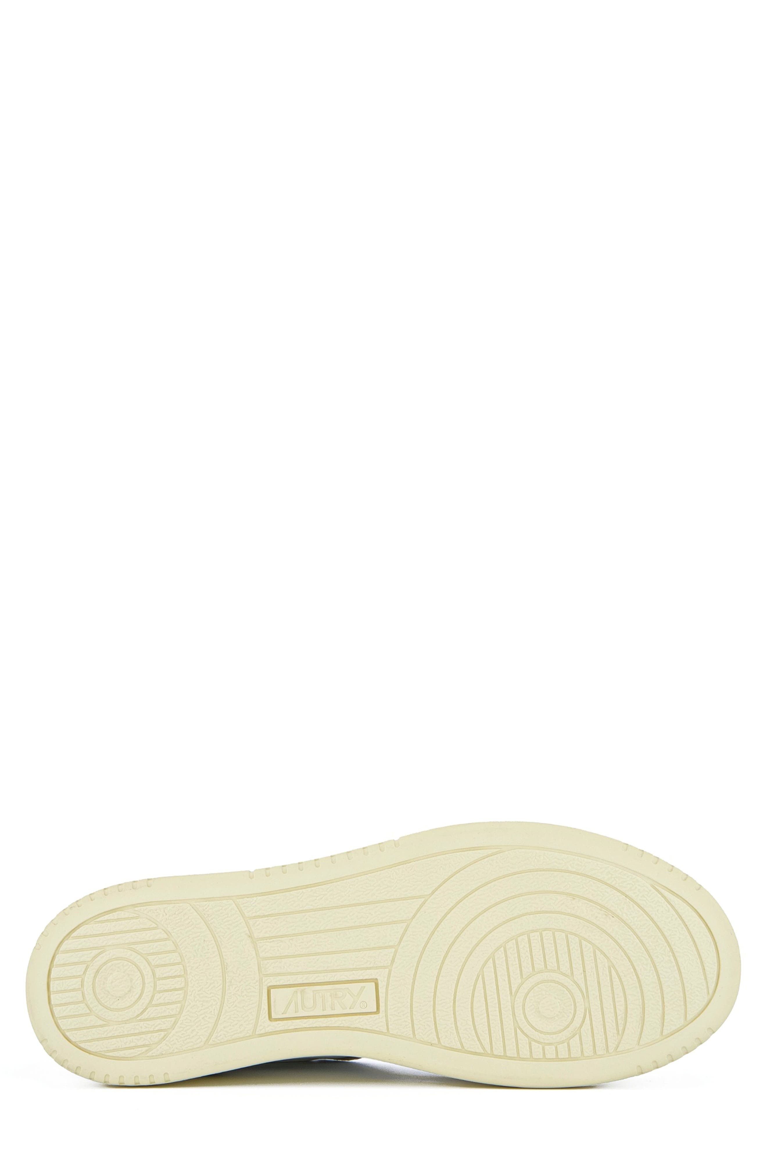 AUTRY Medalist Low Sneaker in Mil/Black at Nordstrom - 5