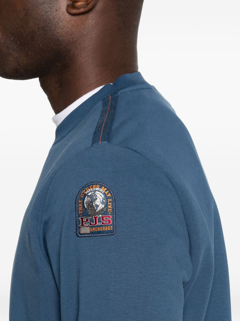 patch crew neck sweatshirt 5