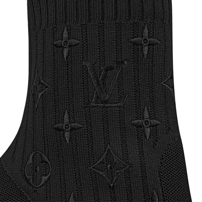 Silhouette Ankle Boot 5