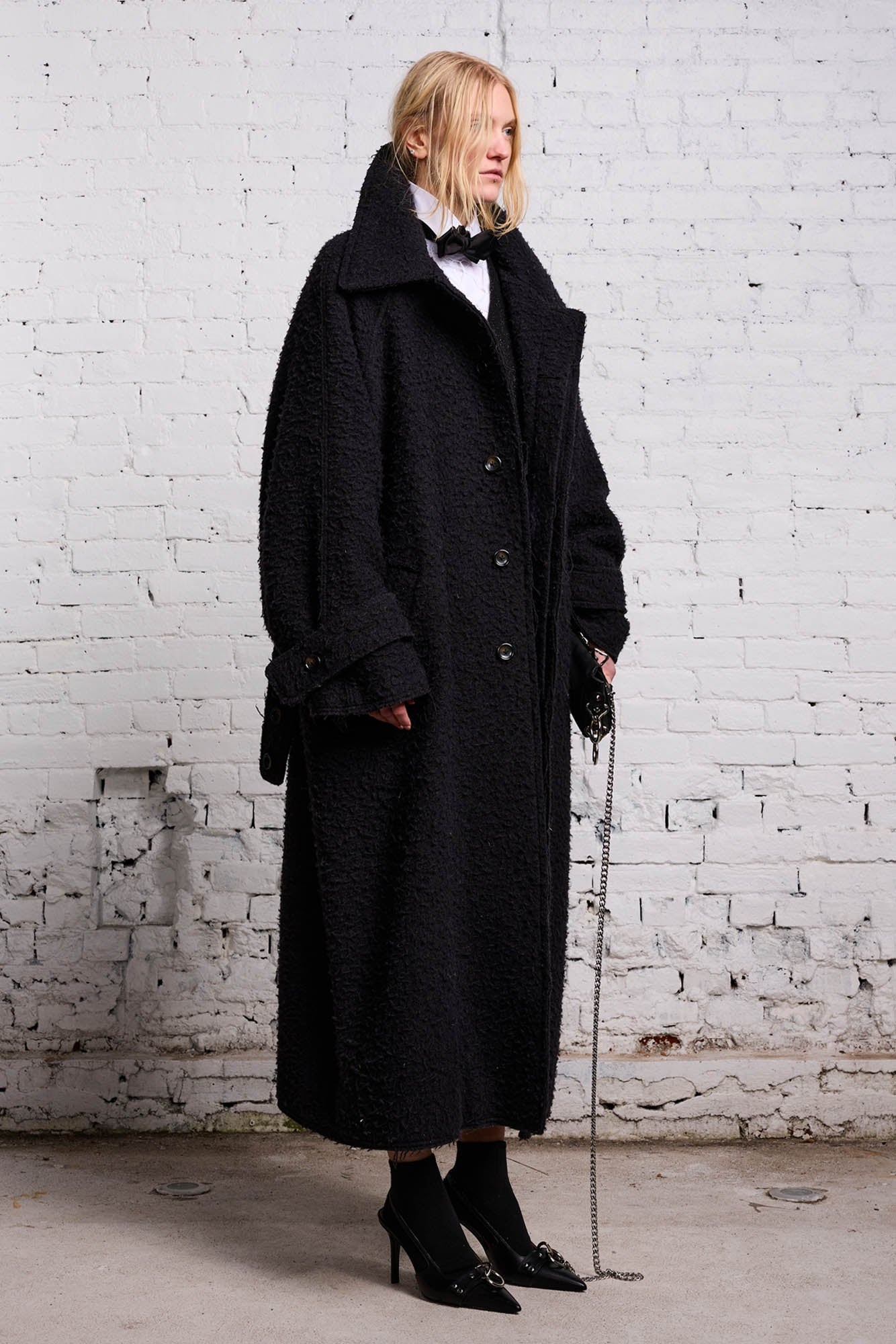 JUMBO COAT - BLACK - 4