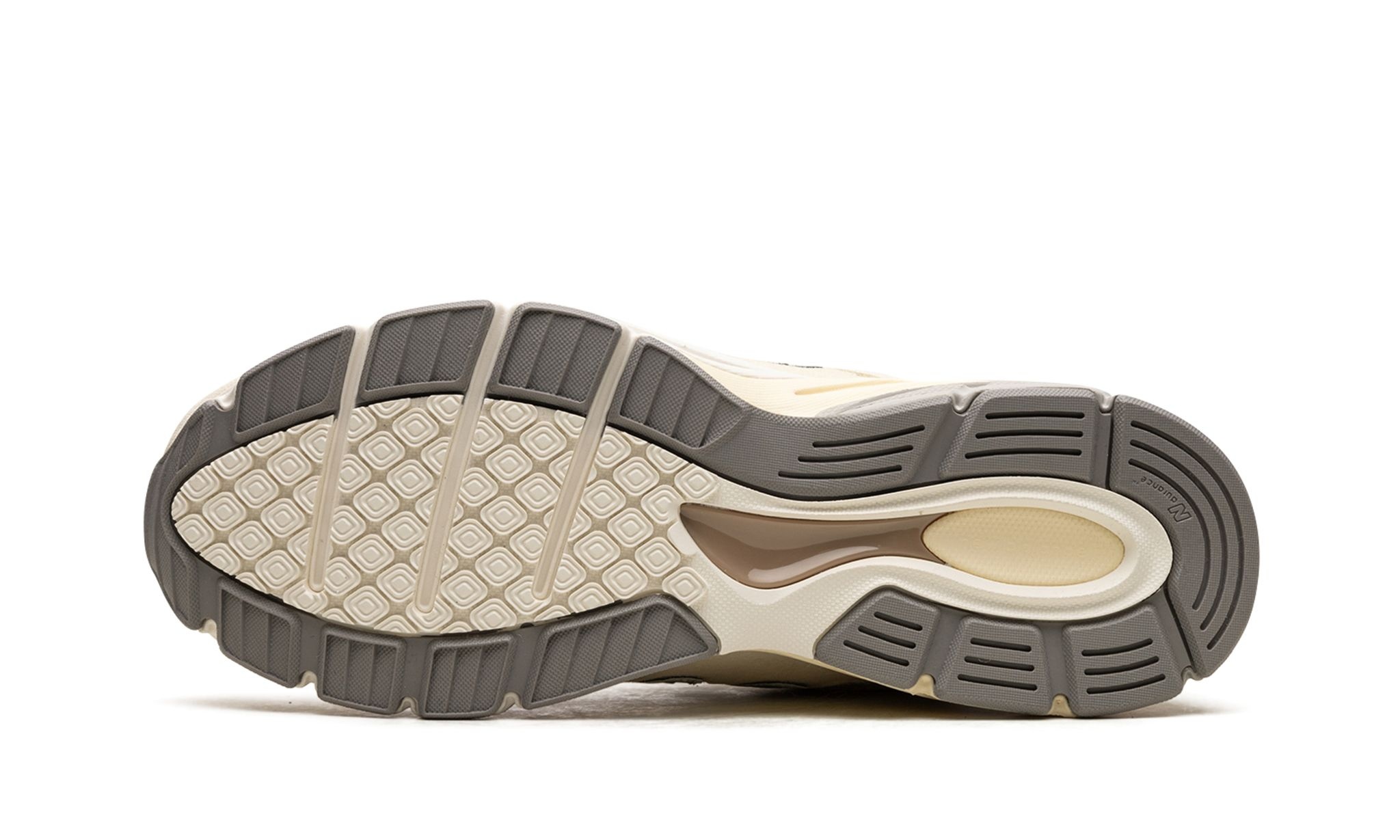 990v4 "Made in USA - Cream" - 5