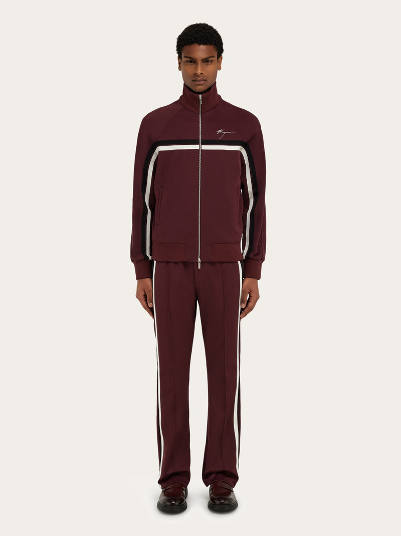 Track jacket with contrasting stripe 7