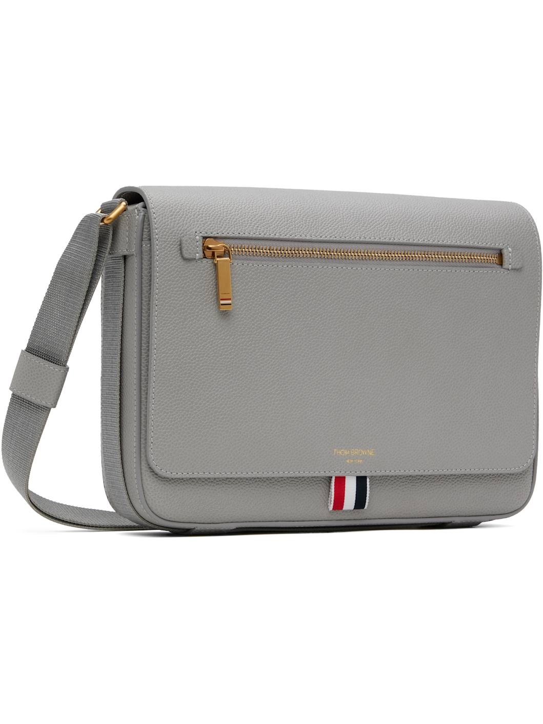 Gray Pebble Grain Reporter Bag - 2