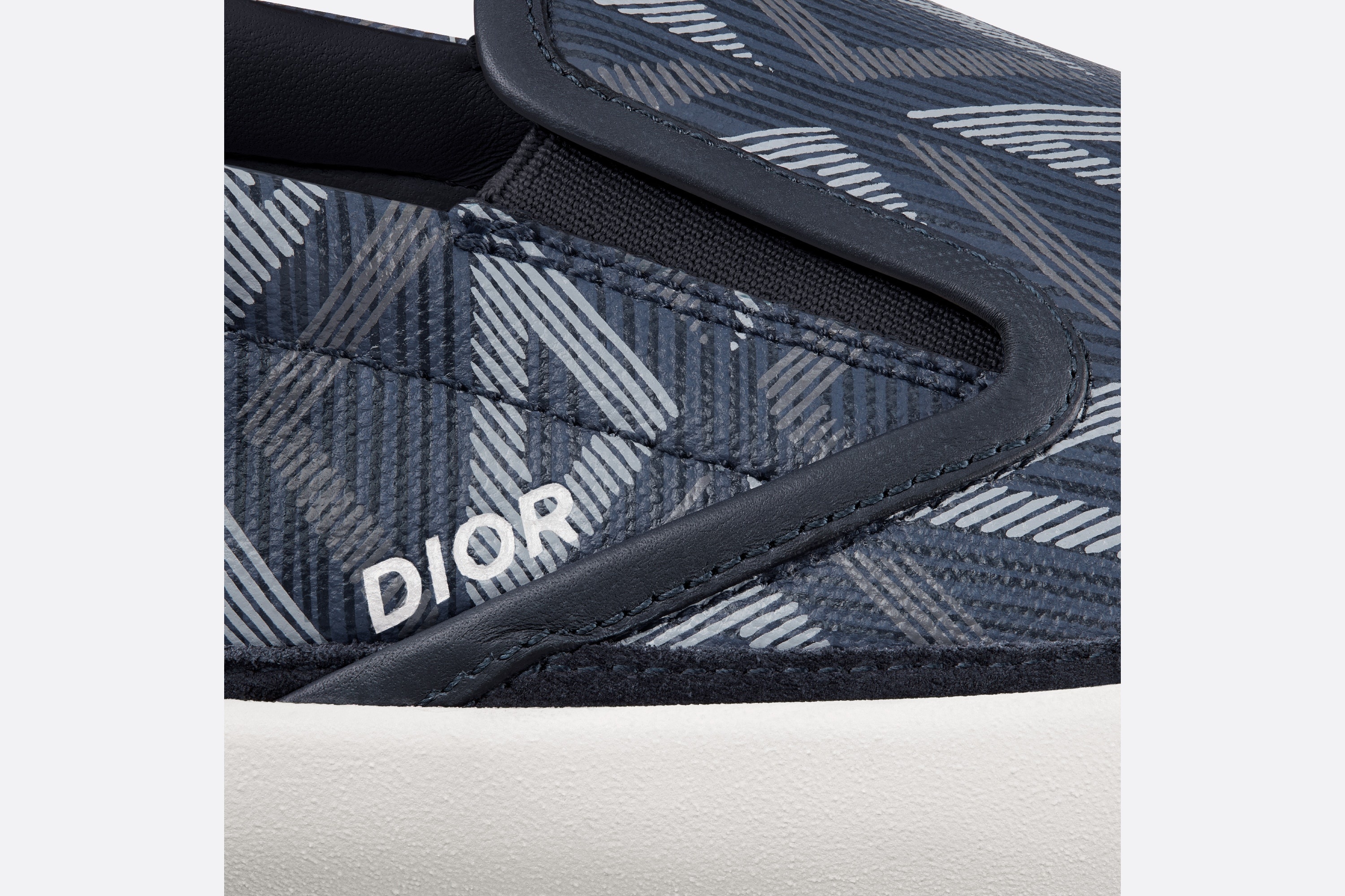 B101 Slip-On Sneaker - 6