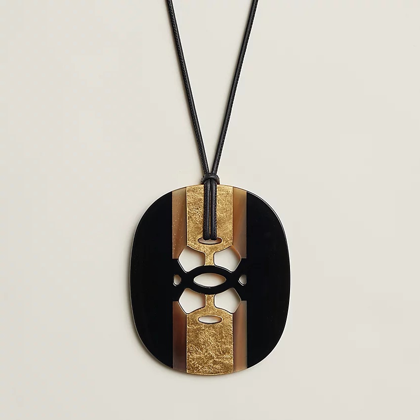 Casaque pendant, large model - 1