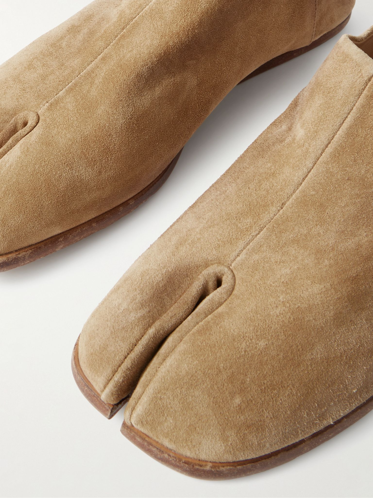 Tabi Split-Toe Collapsible-Heel Suede Loafers Beige - 5