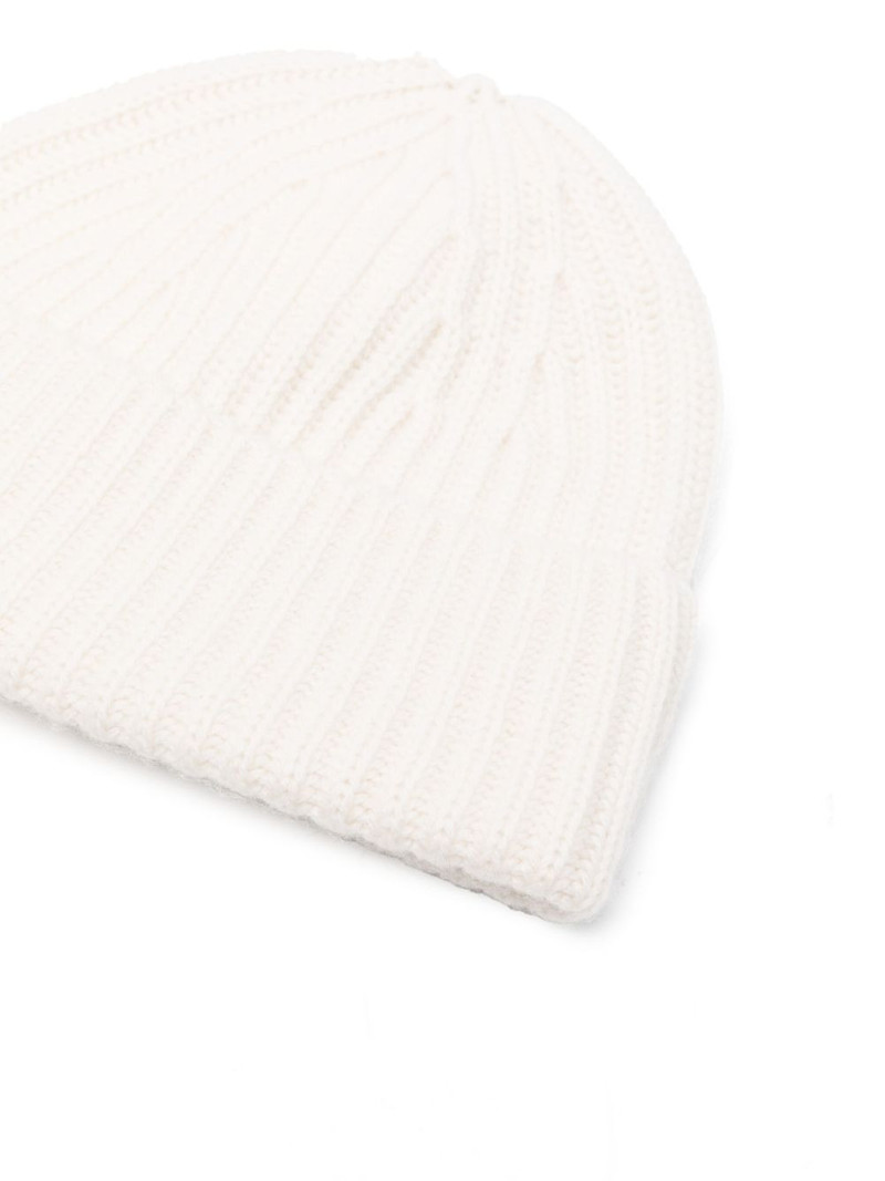 LISA YANG Martigny beanie outlook