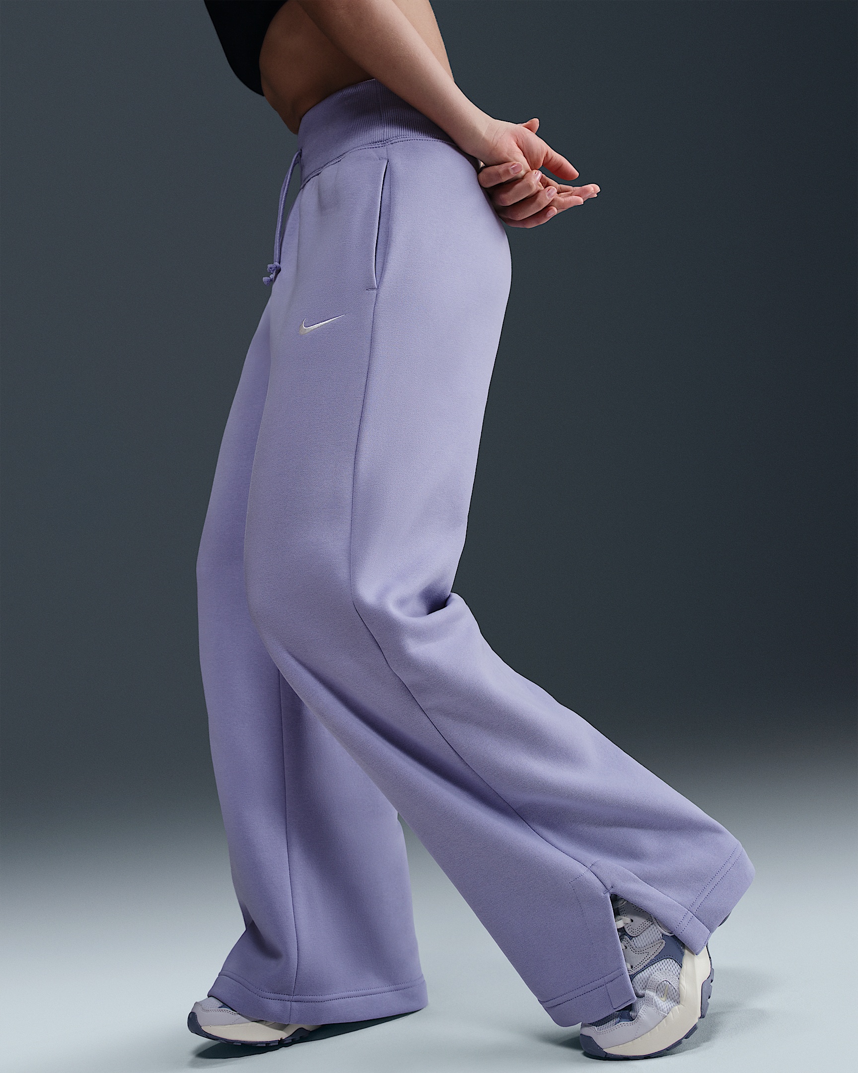 Nike Sportswear Phoenix Fleece Women's High-Waisted Wide-Leg Sweatpants - 3
