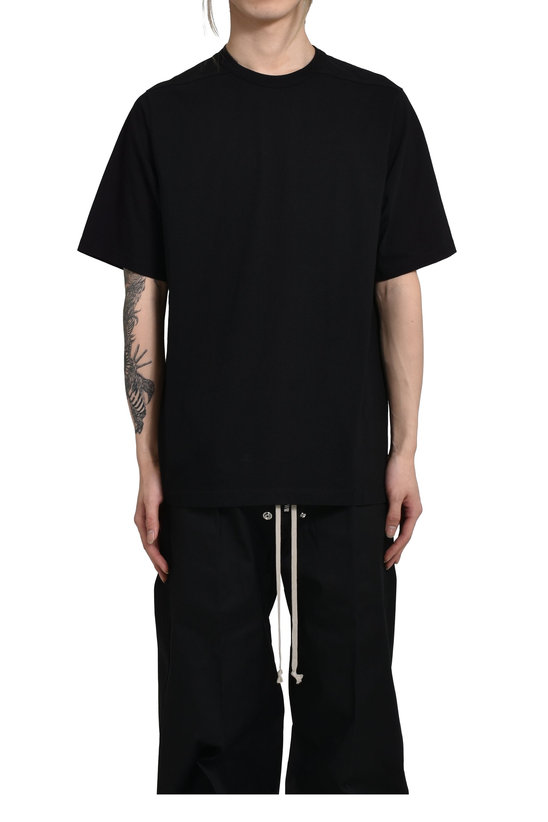 BRAD T / BLK - 1