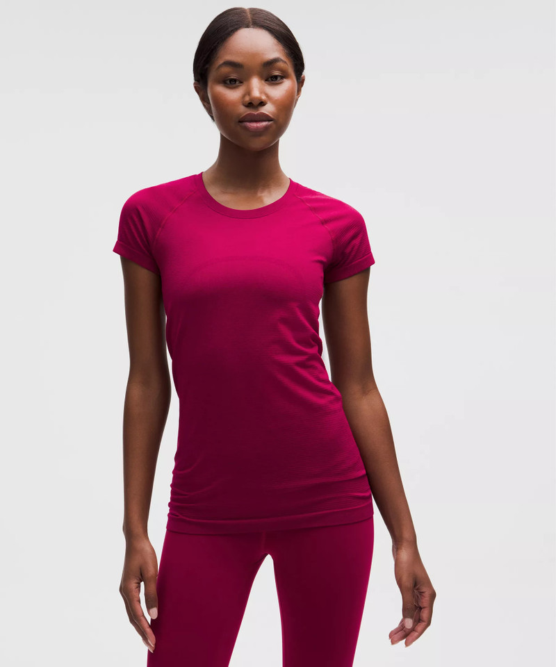 Swiftly Tech Short-Sleeve Shirt 2.0 *Hip Length 1