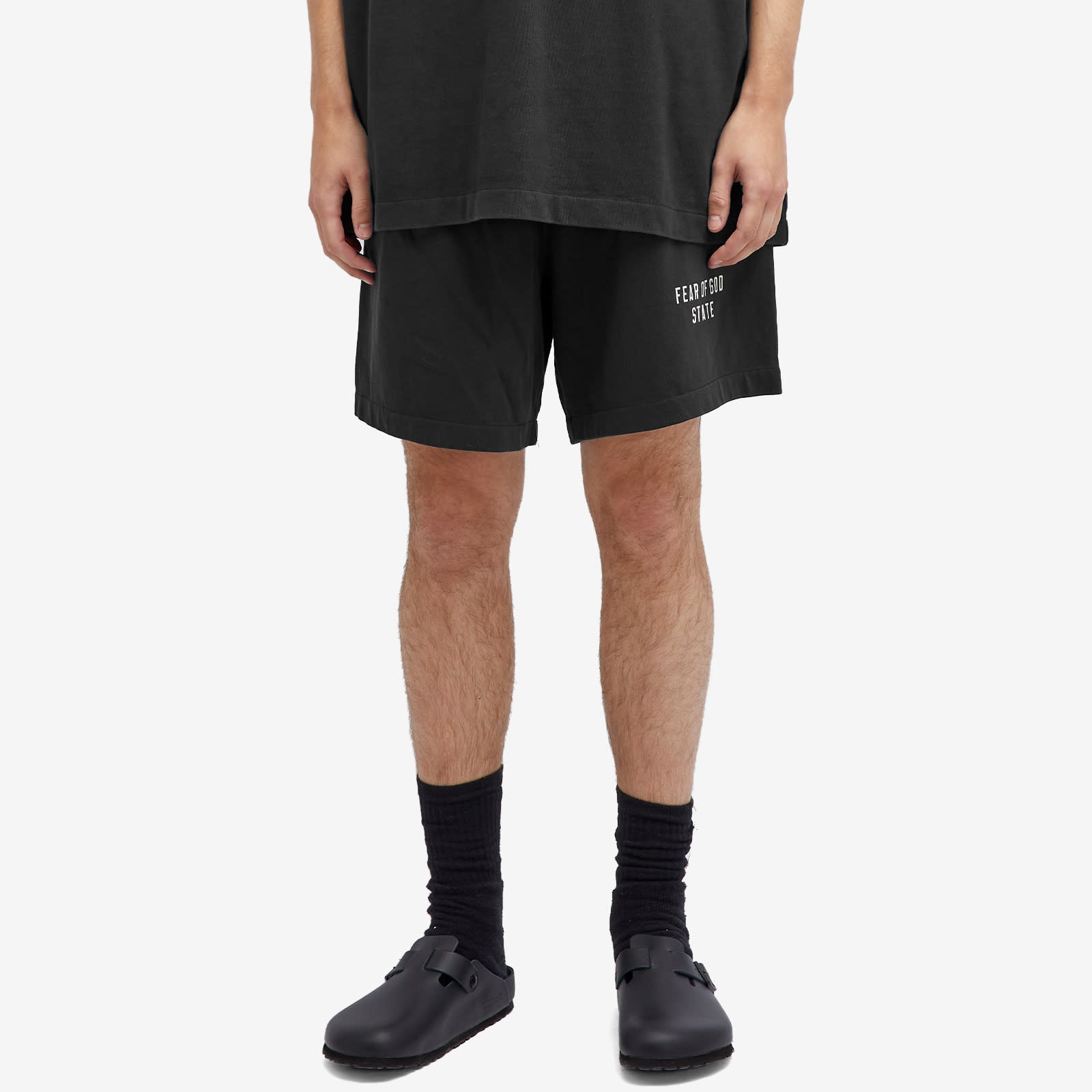 【ESSENTIALS】FEAR OF GOD/HEAVY JERSEY SOCCER SHORT Fear of God Essentials Heavy Jersey Soccer Shorts in Crimson