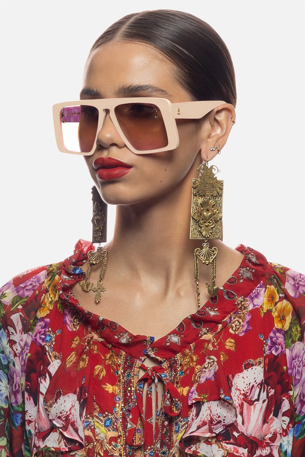 FULLY BOOKED 
SUNGLASSES - 5
