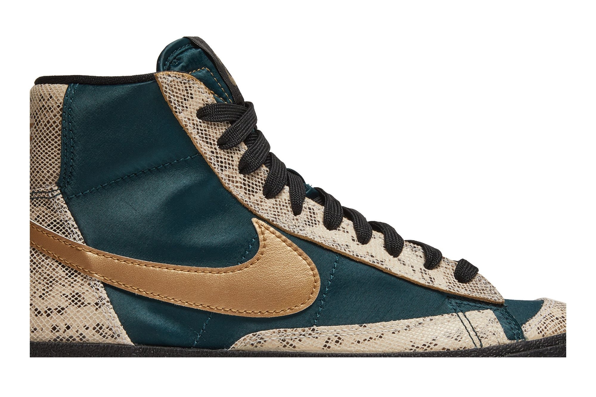 Nike Wmns Blazer Mid '77 'Lucha Libre' goat REVERSIBLE