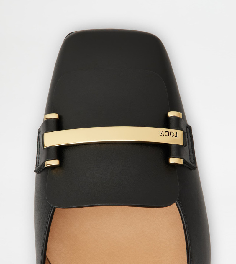 PUMPS IN LEATHER - BLACK 4