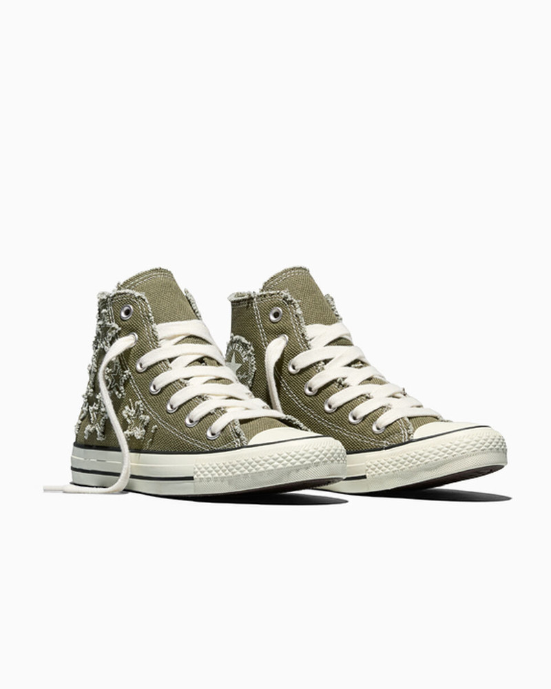 Chuck Taylor All Star Distressed Stars 3