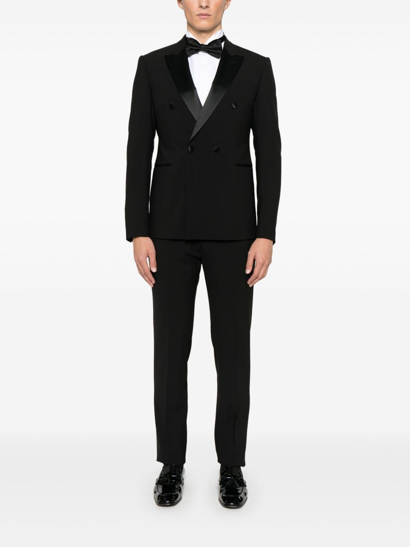 EMPORIO ARMANI dinner suit outlook