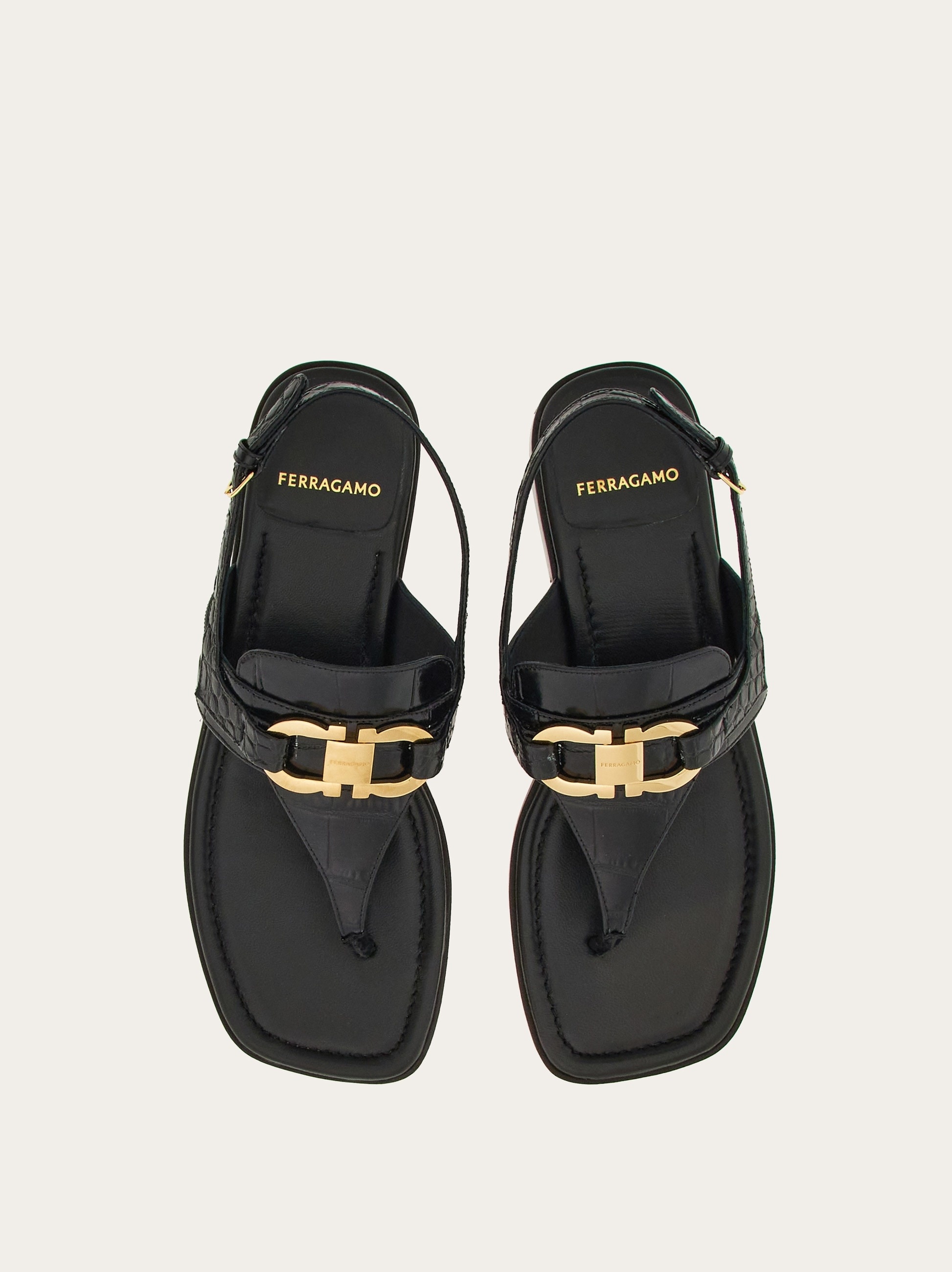 サンダル・ミュール FERRAGAMO FLAT SLIDE WITH GANCINI ORNAMENT Flat slide with Gancini ornament - Women | Ferragamo