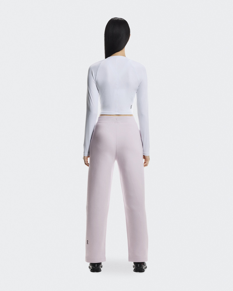 On Focus Tech Sweatpants outlook