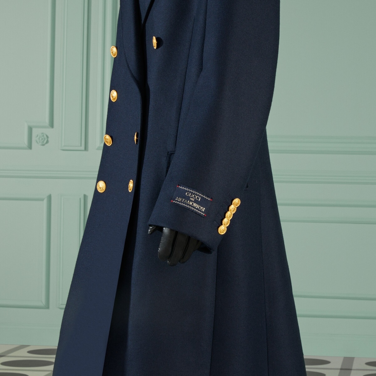Cashmere coat with label detail - 3