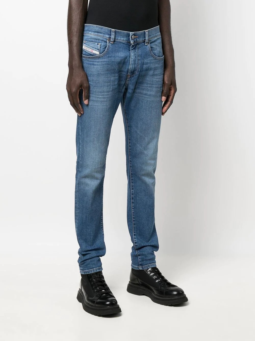 slim-cut washed jeans - 3