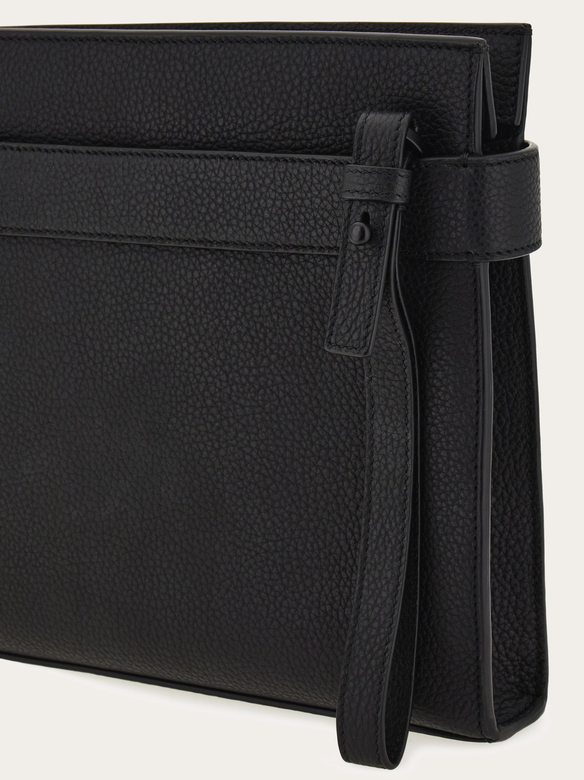 Pouch with Gancini buckles - 7