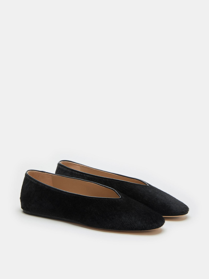LE MONDE BÉRYL Regency Slipper / Black Calf Hair outlook