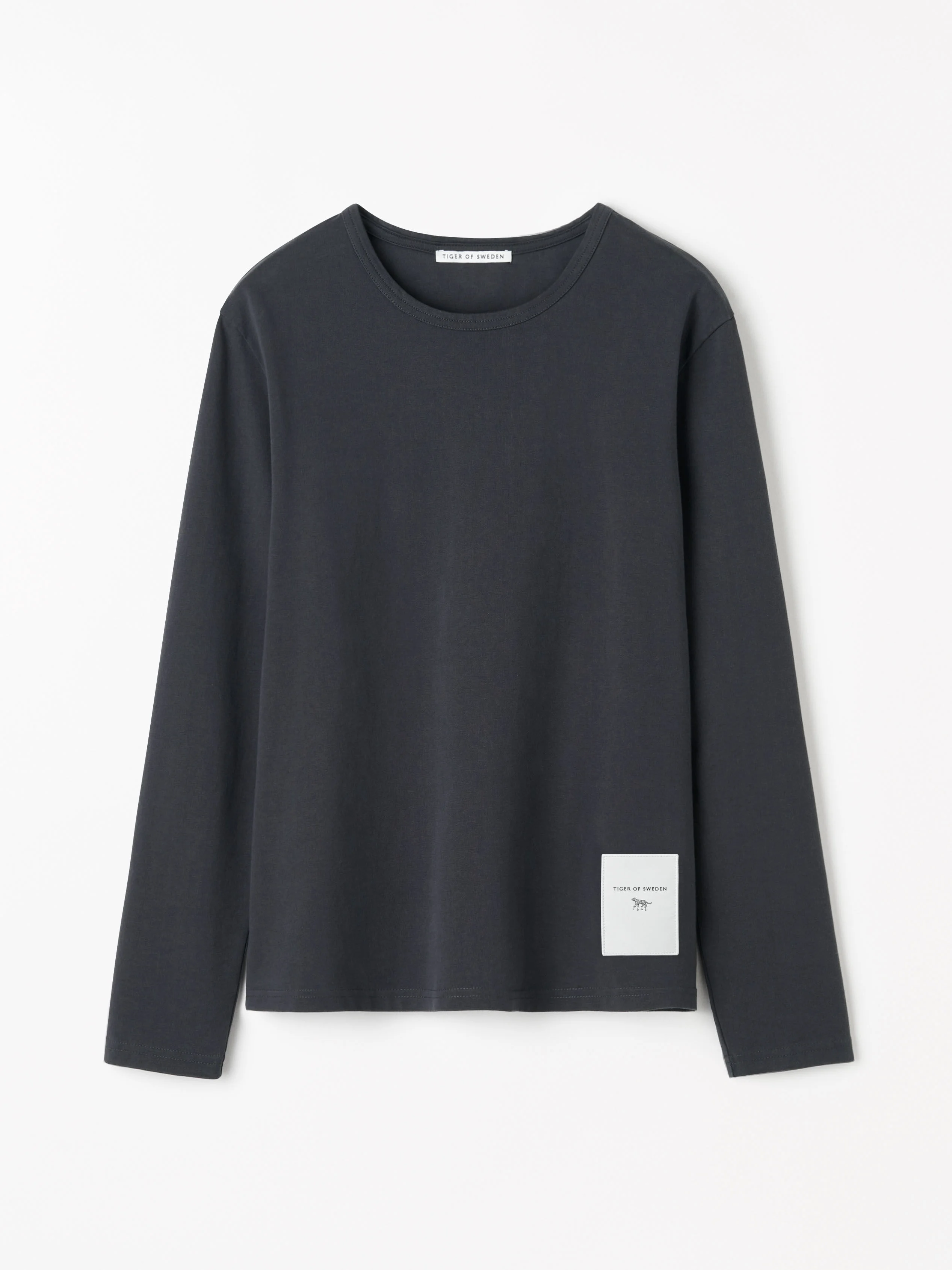 Jake Boxy Longsleeved T-shirt - 1