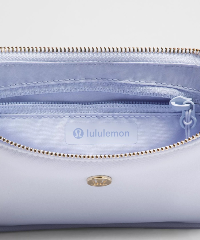 City Essentials Mini Shoulder Bag 1L 5