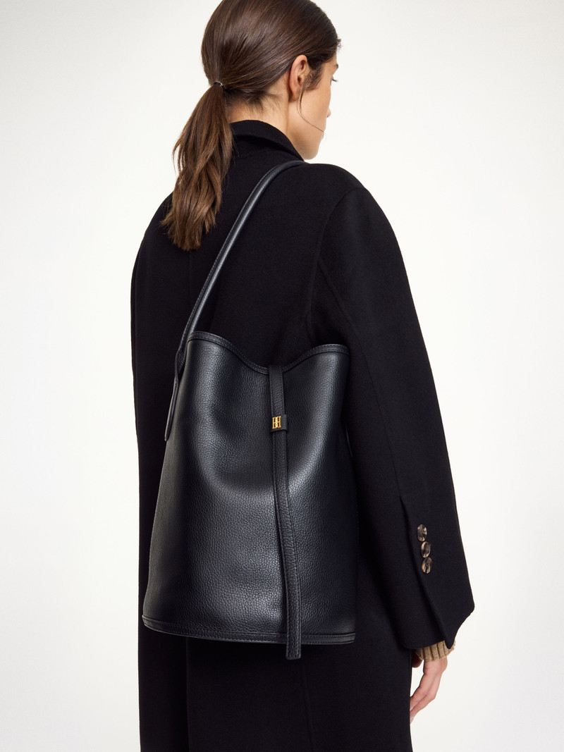 BY MALENE BIRGER Maryllon Grainy bucket bag outlook