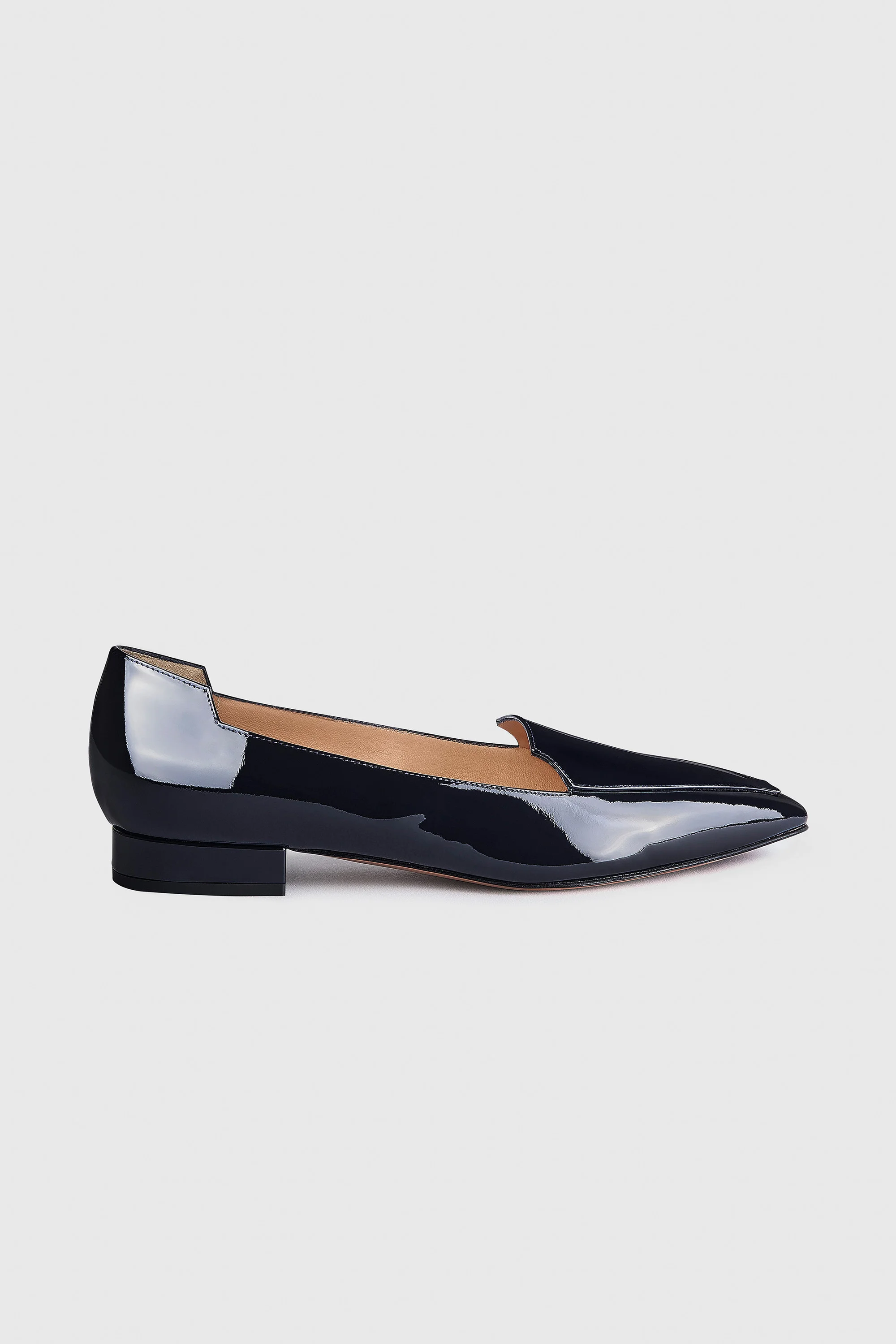 Bianco Patent Leather Flats 25 - 1