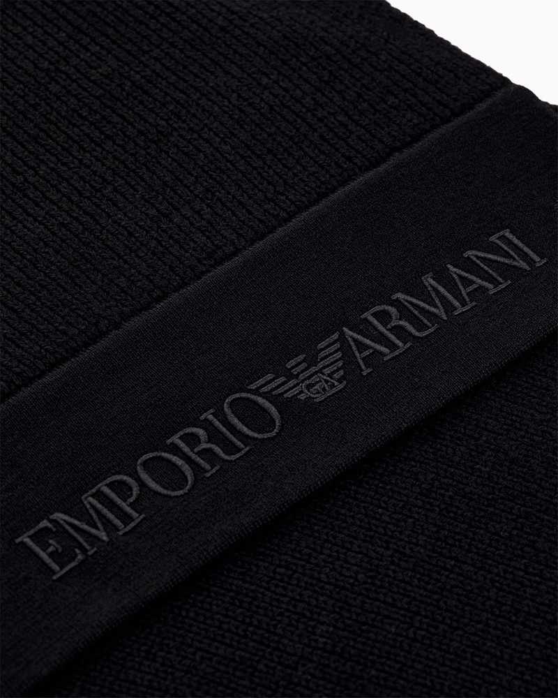 EMPORIO ARMANI RIBBED VIRGIN WOOL SCARF WITH AN EMBOSSED LOGO outlook