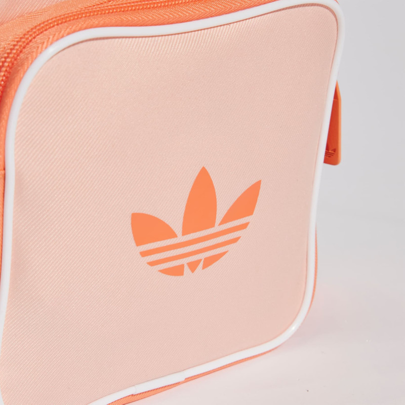 adidas Adicolor Classic Small Item Bag outlook
