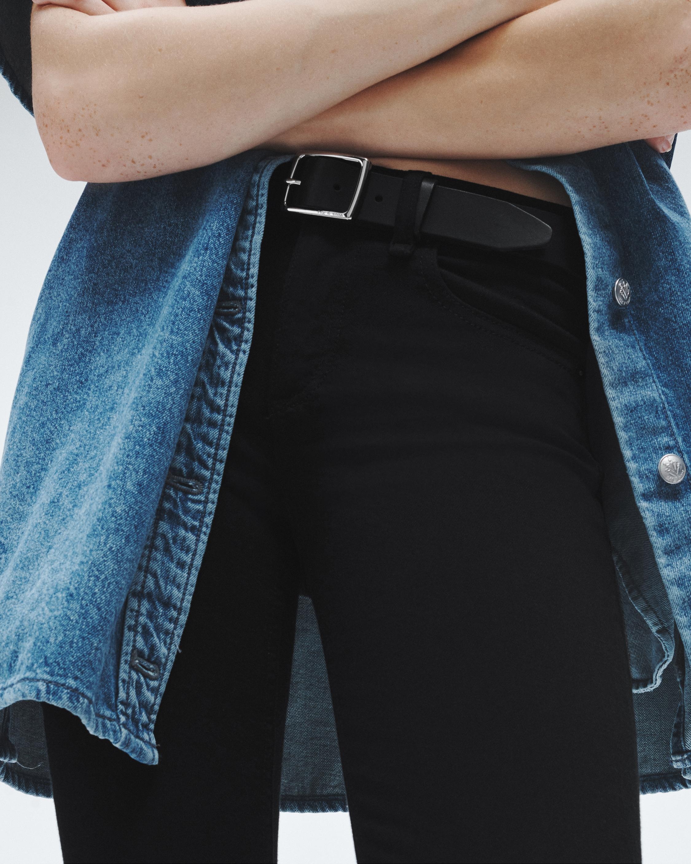 Cate Ankle Skinny - Black
Mid-Rise Stretch Jean - 6