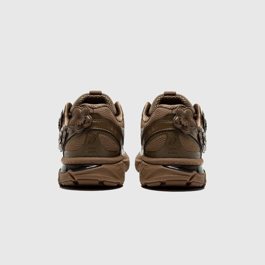 【ASICS x Cecilie Bahnsen】 Gel-Terrain Sepia Cecilie Bahnsen x Asics GEL-Terrain — Sepia – La Garçonne
