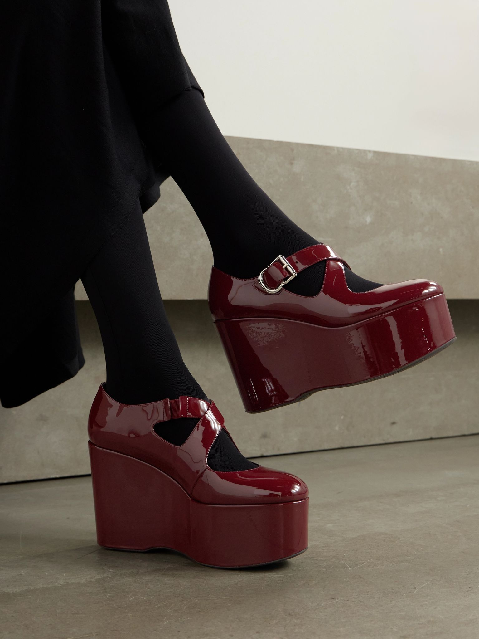 110 patent-leather platform wedge Mary Jane pumps Burgundy - 2