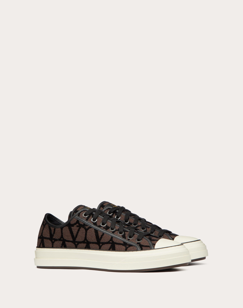 Valentino TOILE ICONOGRAPHE TOTALOOP LOW-TOP SNEAKER outlook