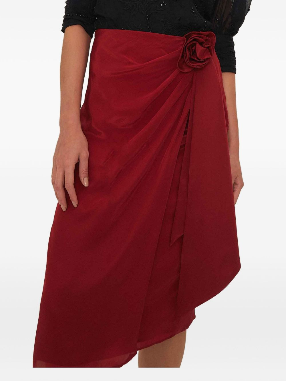 rose-embellished wrap skirt - 1
