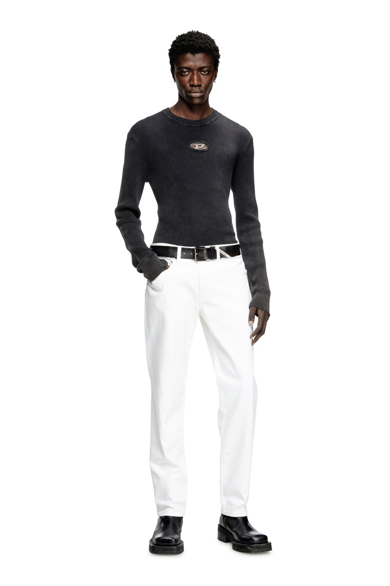 Diesel REGULAR JEANS 2023 D-FINITIVE 09K05 outlook