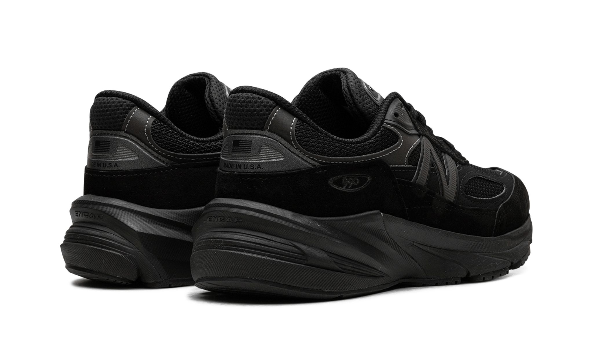 990 v6 "Triple Black" - 2
